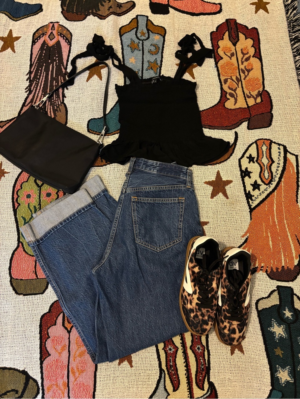 Abercrombie & Fitch The Loose High Rise Cuffed Jeans